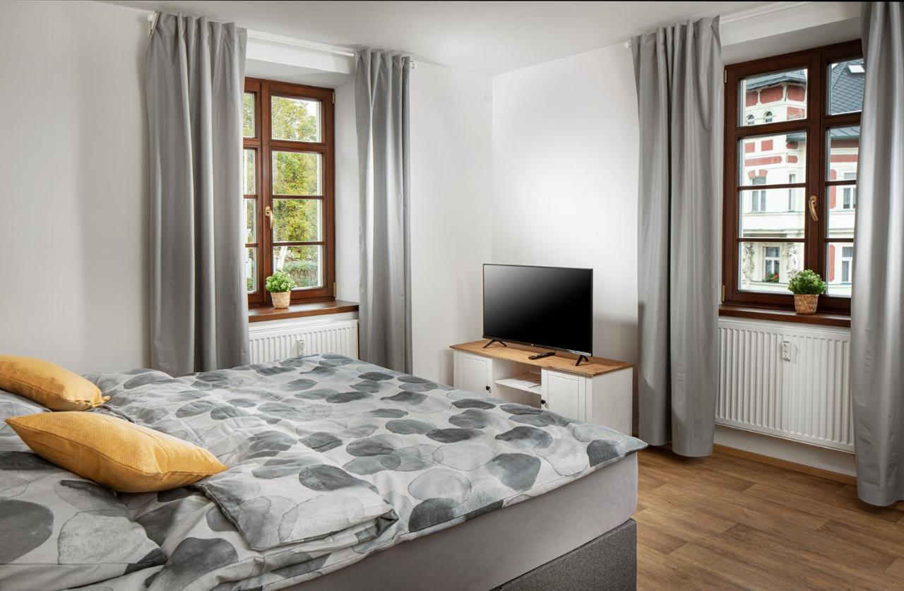 Apartmany Myslivna Ostrov  Exterior photo