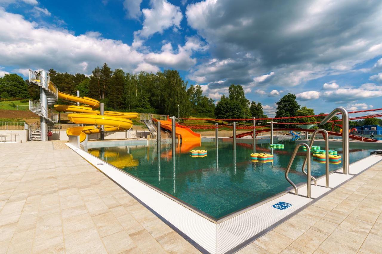 Apartmany Myslivna Ostrov  Exterior photo